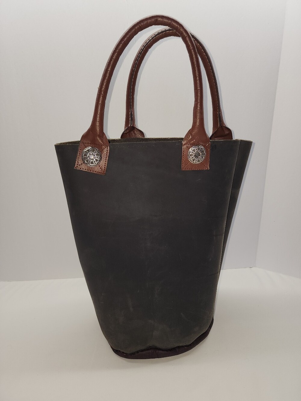 Charcoal Gray Leather Bucket-style Tote Bag With Concho Studs/rivets